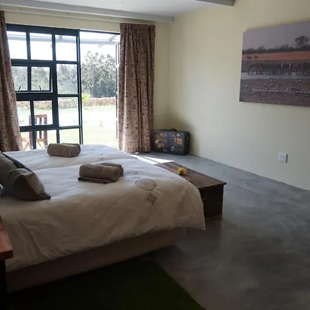 Stellar Overberg Travellers Lodge Napier Exterior photo