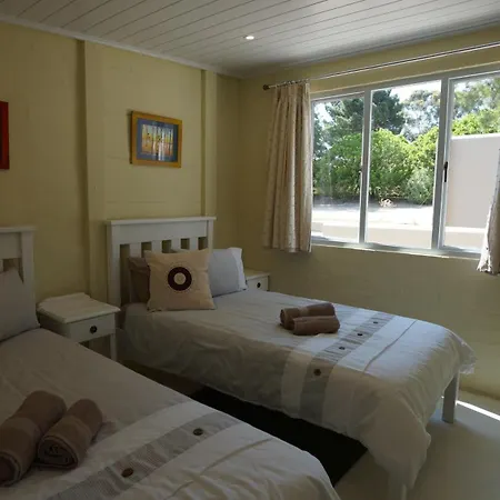 Stellar Overberg Travellers Lodge Napier Exterior photo