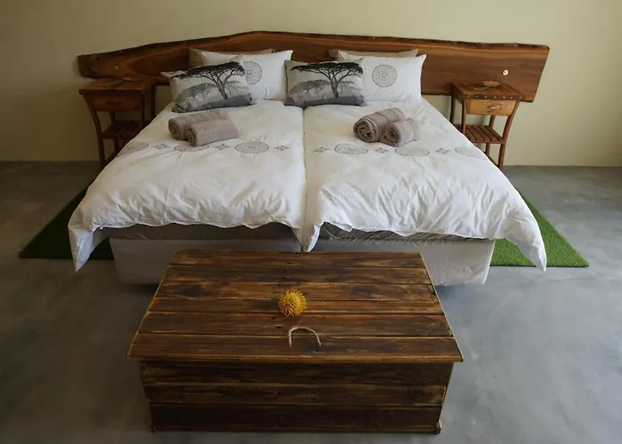 Stellar Overberg Travellers Lodge